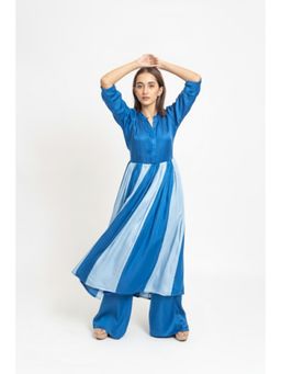 NEORA BY NEHAL CHOPRA - Electric Sky Blue Kurta With Pant