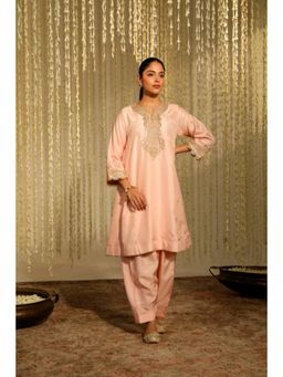 Sheetal Batra - Mehnaaz - Rose-pink Kalidaar Short Kurta With Salwar And Dupatta