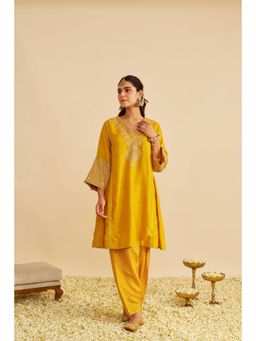 Sheetal Batra - Niyah - Mustard Short Chauga With Salwar And Dupatta (Rts)