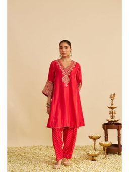 Sheetal Batra - Niyah - Red Short Chauga With Salwar
