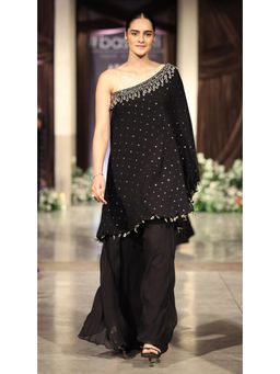 Basanti Kapde aur Koffee - Black Mukaish Georgette Embroidered Sharara With Bustier And Cape