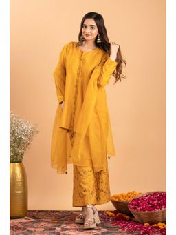 RIRASA - Shrisay Yellow Kurta With Pant And Dupatta