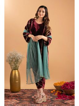 RIRASA - Vishaka Maroon Kurta With Pant And Dupatta