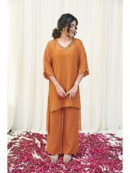 RIRASA - Katakamukha Mustard Georgette Kurta And Pants