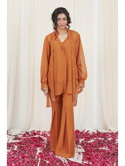 RIRASA - Kapitth Set Mustard Sequin High Low Top With Pants