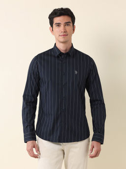 U.S. POLO ASSN. - Men Vertical Striped Tailored Fit Navy Blue Shirt