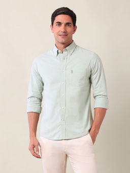 U.S. POLO ASSN. - Men Solid Tailored Fit Green Shirt