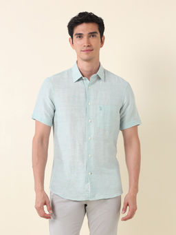 U.S. POLO ASSN. - Men Solid Tailored Fit Green Shirt