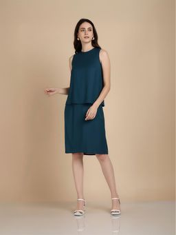 AOBA - Women Dark Green Solid Sleeveless Co-ord (Set of 2)