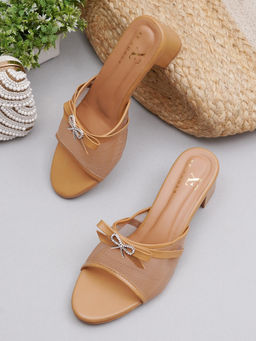 XE Looks - Beige Rhinestone Bow Accent Comfort Heel Sandals