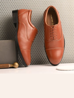Valentino - Men Tan Premium Leather Classic Cap-Toe Police Oxford Shoes