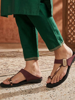 Global Step - Strappy Toe-Ring Brown Flats