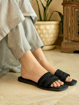 Global Step - Pearl Weave Black Open Toe Flats