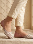 Lavender color option, Currently selected