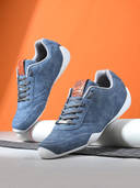 Blue color option, Currently selected