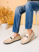 Beige color option