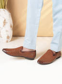 Tan color option, Currently selected