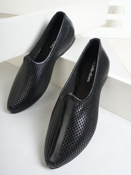 Pelle Albero - Black Handcrafted Comfortable Mojari