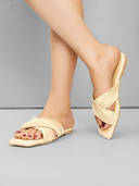 Beige color option, Currently selected