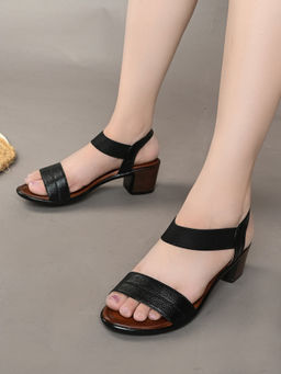 Pelle Albero - Black Leather Slip-On Block Heel Sandals
