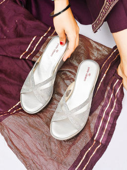 Pelle Albero - Women Embellished Silver Wedges