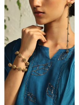 Charkhee - Womens Infinity Circle Bracelets