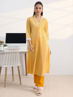 Gerua By Libas - Yellow Chevron Printed A-Line Kurta With Pant