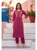 Pink color option, Currently selected