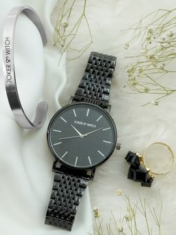 Joker and Witch - Joker & Witch Sleek Black Love Triangle (M)