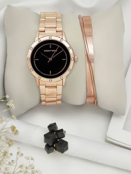 Joker and Witch - Joker & Witch Charm Exilir Love Triangle (M)