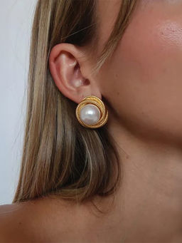 Sorele - Pearl Plush Gold-Plated Earrings