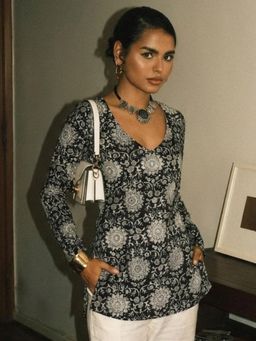 NISHORAMA - Women Black Cotton Floral Kurti