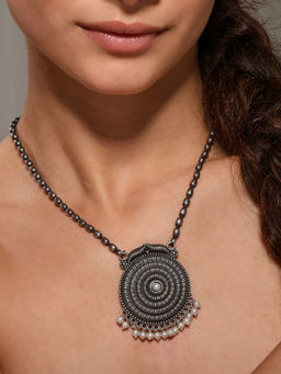 VENI - Silver-Plated Artificial Beaded Oxidised Minimal Necklace