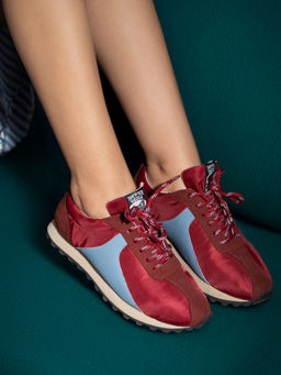 Theater - Women Seoul Cherry & Blue Lace-Up Sneakers