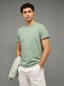 Green color option, Currently selected