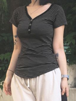 Outzidr - Black Stripe T-shirt