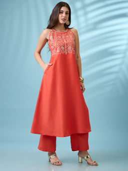 Globus - Women Orange Floral Embroidered Kurta with Pant (Set of 2)