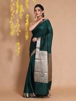 CHARUKRITI - Emerald Green Silk Zari Floral & Chevron Pallu Handwoven Saree with Unstitched Blouse