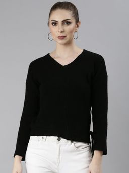 SHOWOFF - Womens Long Sleeves V-Neck Black Solid Regular Top