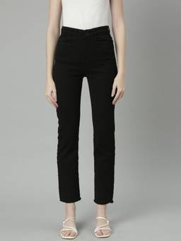 SHOWOFFFF - Womens Clean Look Mid-Rise Black Straight Fit Denim Jeans