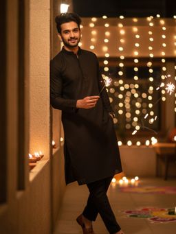 KISAH - Men Black Plain Kurta
