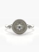 White Gold color option, Currently selected