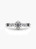 White Gold color option, Currently selected