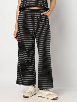 GAP - Women Black Regular Fit Pant