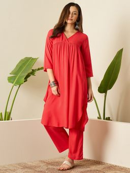 InWeave - Women Red Rayon V-Neck Kurta with Pant