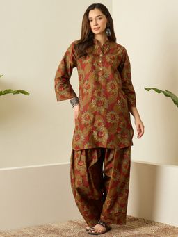 InWeave - Women Red Cotton Mandarin Neck Kurta with Palazzo