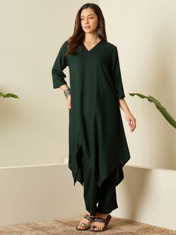 InWeave - Women Green Rayon V-Neck Kurta with Pant