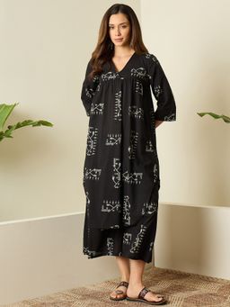 InWeave - Women Black Cotton V-Neck Kurta with Pant
