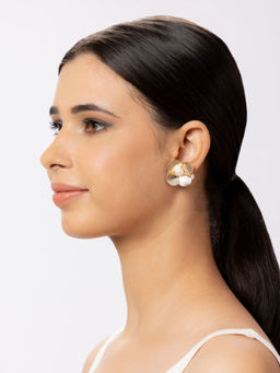 Niscka - Golden Pearl Stud Earrings