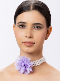 Niscka - Gold Plated Chic Flower Pearl Collar Choker Necklace